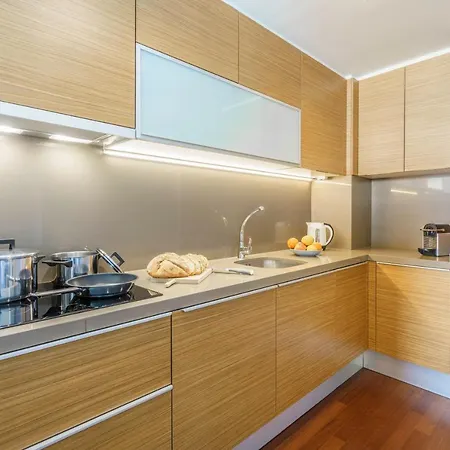 Aspasios Diagonal Art Apartments Barcelona Exterior photo
